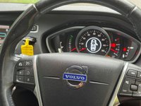 USED 2014 14 VOLVO V40 CROSS COUNTRY 1.6 D2 Lux Hatchback 5dr Diesel Powershift Euro 5 (s/s) (115 ps) 