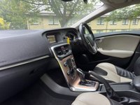 USED 2014 14 VOLVO V40 CROSS COUNTRY 1.6 D2 Lux Hatchback 5dr Diesel Powershift Euro 5 (s/s) (115 ps) 