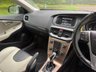 USED 2014 14 VOLVO V40 CROSS COUNTRY 1.6 D2 Lux Hatchback 5dr Diesel Powershift Euro 5 (s/s) (115 ps) 