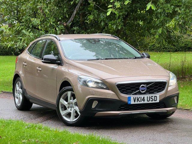 2014 14 Volvo V40 Cross Country 1.6 D2 Lux Hatchback 5dr Diesel Powershift Euro 5 (s/s) (115 ps)