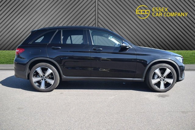 2019 Mercedes-Benz GLC - Photo 7