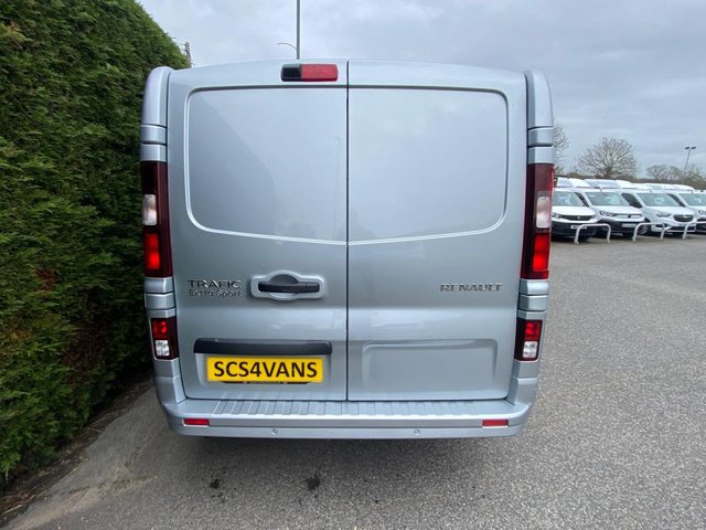 2026 RENAULT TRAFIC - Photo 8