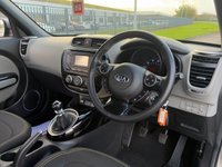 USED 2016 16 KIA SOUL 1.6 CRDi Connect SUV 5dr Diesel Manual Euro 6 (134 bhp) 2 OWNERS FROM NEW* REVERSE CAMERA* 6 SPEED* TRACTION CONTROL* SPORT / COMFORT STEERING MODE* AIR CON* BLUETOOTH PHONE AND AUDIO* DAB* AUX* USB* REMOTE CENTRAL LOCKING WITH 2 KEYS