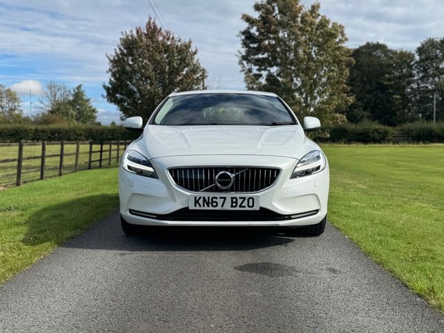 2017 Volvo V40 2L Inscription 5dr - Photo 9