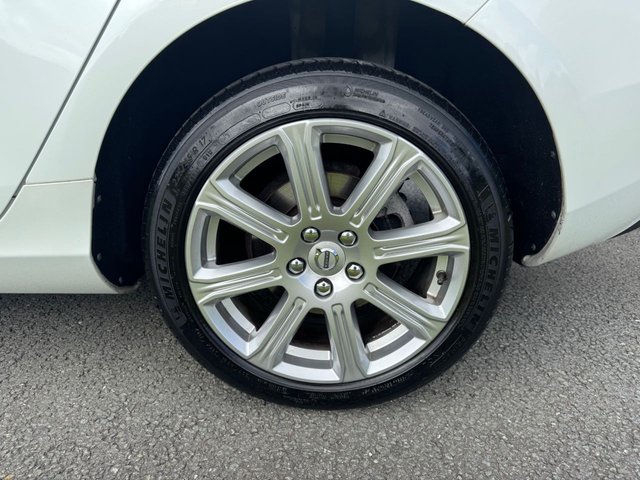 2017 Volvo V40 2L Inscription 5dr - Photo 11