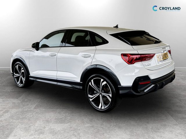 View our AUDI Q3