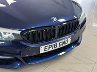 USED 2018 18 BMW 5 SERIES 2.0 520d M Sport Saloon 4dr Diesel Auto Euro 6 (s/s) (190 ps) FBMWSH + HARMON KARDON + &pound;6.3K SPEC + AERO KIT + AMBIENTS!