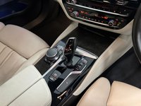 USED 2018 18 BMW 5 SERIES 2.0 520d M Sport Saloon 4dr Diesel Auto Euro 6 (s/s) (190 ps) FBMWSH + HARMON KARDON + &pound;6.3K SPEC + AERO KIT + AMBIENTS!