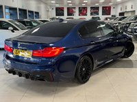 USED 2018 18 BMW 5 SERIES 2.0 520d M Sport Saloon 4dr Diesel Auto Euro 6 (s/s) (190 ps) FBMWSH + HARMON KARDON + &pound;6.3K SPEC + AERO KIT + AMBIENTS!