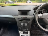 USED 2005 05 VAUXHALL ASTRA 1.4i 16v Breeze Hatchback 5dr Petrol Manual (151 g/km, 89 bhp) 