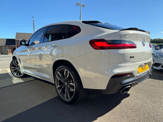 2019 BMW X4 2019 3.0 M40i M Sport SUV 5dr Petrol Auto xDrive Euro 6 (s/s) (354 ps) * HUGE SPEC LIST * COMFORT PACK * M SPORT PLUS PACK * HARMAN KARDON * 21" ALLOY WHEELS * VIRTUAL COCKPIT * HEATED VERNASCA LEATHER * BMW DISPLAY KEY * M SPORT BRAKING * SENSATEC TRIM * ALPINE WHITE * ACOUSTIC GLAZING * SUN PROTECTION GLAZING * COMFORT ACCESS * EXTENDED STORAGE * LED LIGHTS * AUTOMATIC TAILGATE * BLACK REAR SPOILER STUNNING THROUGHOUT * - Photo 2