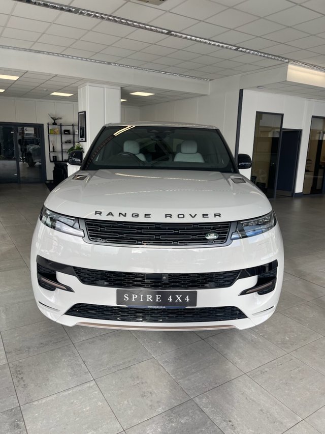 View our LAND ROVER RANGE ROVER SPORT