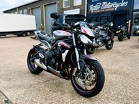 USED 2021 70 TRIUMPH STREET TRIPLE 765 RS - BUY ONLINE 24 HRS A DAY - FINANCE AVAILABLE - ALL TYPES OF CREDIT ACCEPTED WITH 8,122 MILES FROM NEW