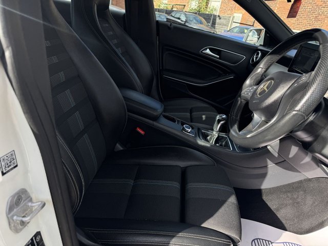 2017 MERCEDES-BENZ CLA 2017 1.6 CLA180 Sport Coupe 4dr Petrol - Photo 8