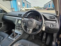 USED 2014 14 VOLKSWAGEN PASSAT 1.6 TDI BlueMotion Tech Executive Saloon 4dr Diesel Manual Euro 5 (s/s) (105 ps) Front And Rear Parking Sensors - Satellite Navigation - Cruise Control
