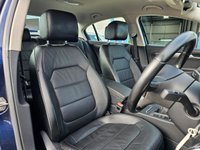 USED 2014 14 VOLKSWAGEN PASSAT 1.6 TDI BlueMotion Tech Executive Saloon 4dr Diesel Manual Euro 5 (s/s) (105 ps) Front And Rear Parking Sensors - Satellite Navigation - Cruise Control