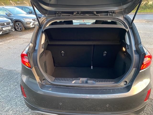 2022 FORD FIESTA - Photo 8