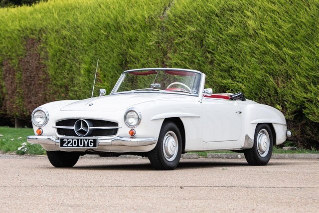 View our Mercedes-Benz 190 SL 1.9L
