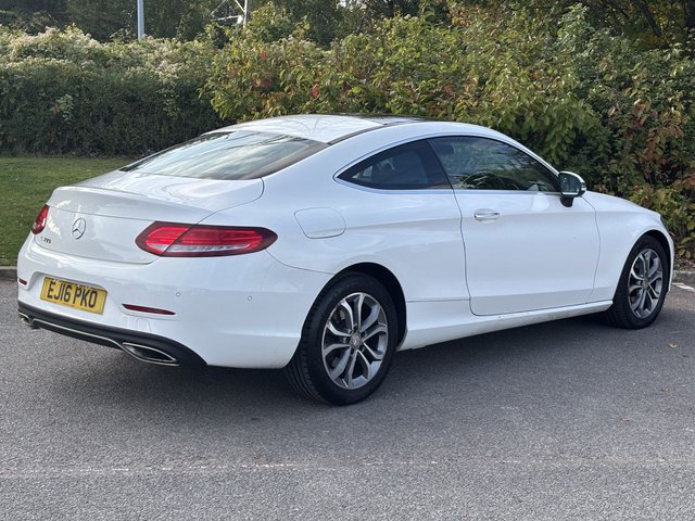 2016 Mercedes-Benz C-CLASS - Photo 5