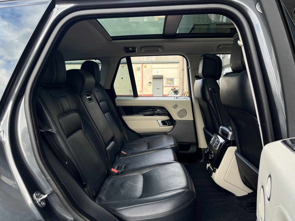USED 2018 68 LAND ROVER RANGE ROVER 3.0 SD V6 Vogue SE SUV 5dr Diesel Auto 4WD Euro 6 (s/s) (275 ps) 