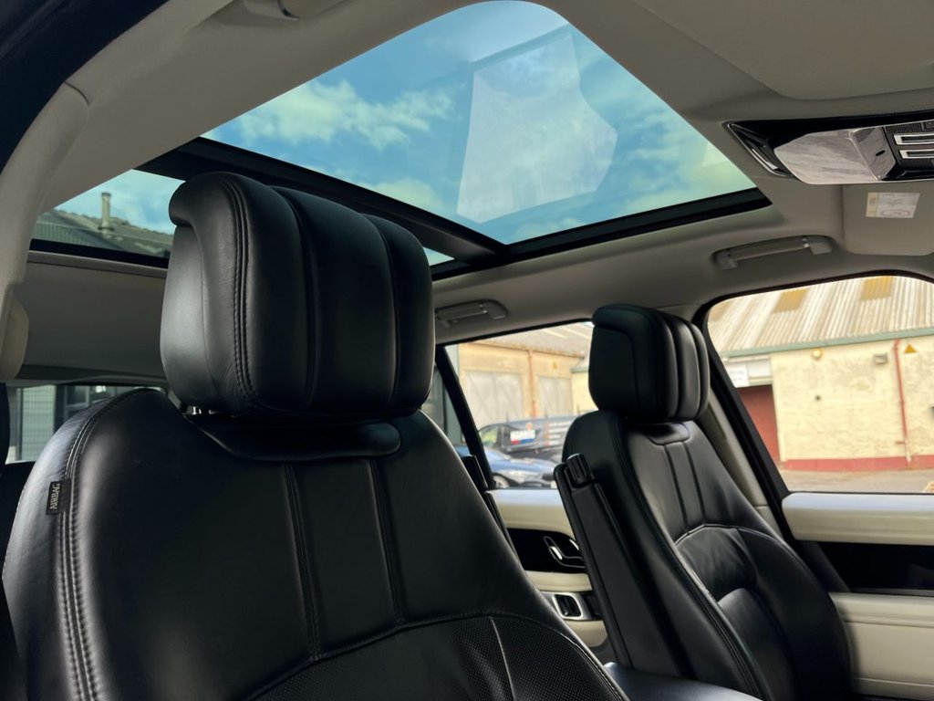 USED 2018 68 LAND ROVER RANGE ROVER 3.0 SD V6 Vogue SE SUV 5dr Diesel Auto 4WD Euro 6 (s/s) (275 ps) 