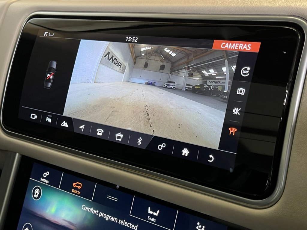 USED 2018 68 LAND ROVER RANGE ROVER 3.0 SD V6 Vogue SE SUV 5dr Diesel Auto 4WD Euro 6 (s/s) (275 ps) 