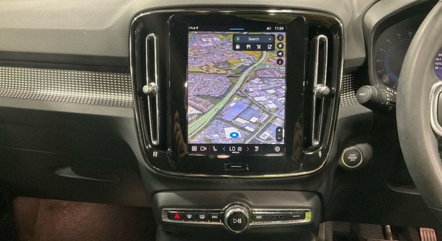 2024 VOLVO XC40 - Photo 7