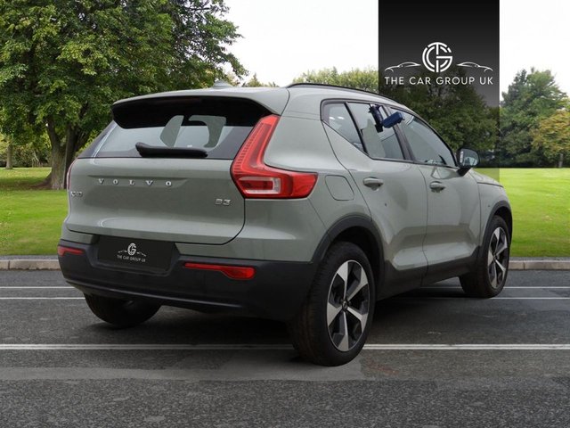 2024 VOLVO XC40 - Photo 3