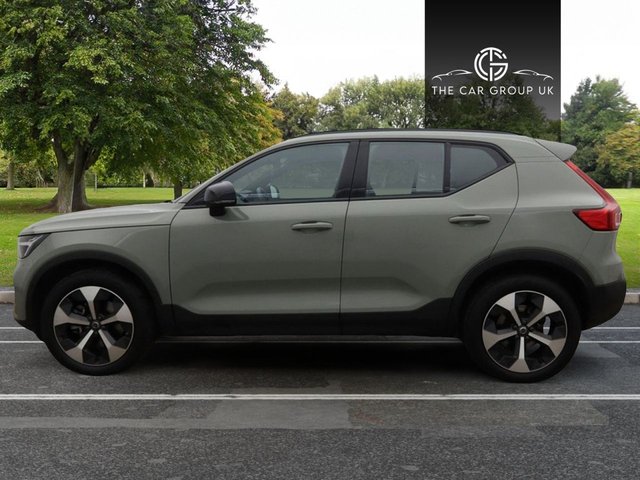 2024 VOLVO XC40 - Photo 4
