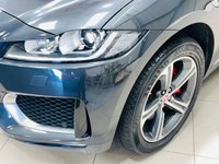 USED 2017 67 JAGUAR F-PACE 3.0 D300 V6 S SUV 5dr Diesel Auto AWD Euro 6 (s/s) (300 ps) Meridian Sound System | Front / Rear Heated Seats | Heated Steering Wheel | Red / Black Leather Interior | Dynamic Driving Modes | Cruise Control | Electric / Memory Seats