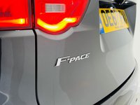 USED 2017 67 JAGUAR F-PACE 3.0 D300 V6 S SUV 5dr Diesel Auto AWD Euro 6 (s/s) (300 ps) Meridian Sound System | Front / Rear Heated Seats | Heated Steering Wheel | Red / Black Leather Interior | Dynamic Driving Modes | Cruise Control | Electric / Memory Seats