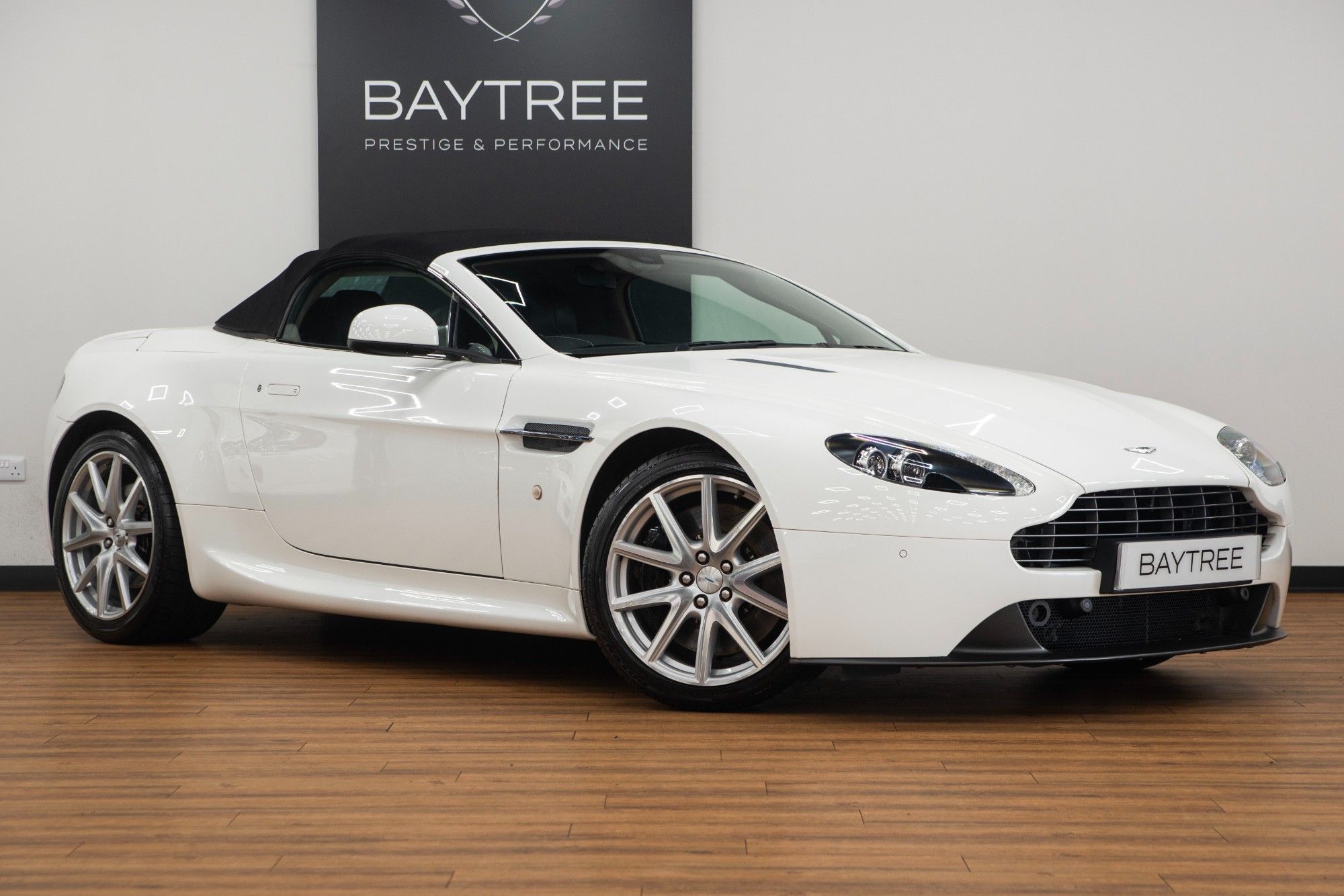 USED 2013 13 ASTON MARTIN VANTAGE 4.7 V8 Roadster 