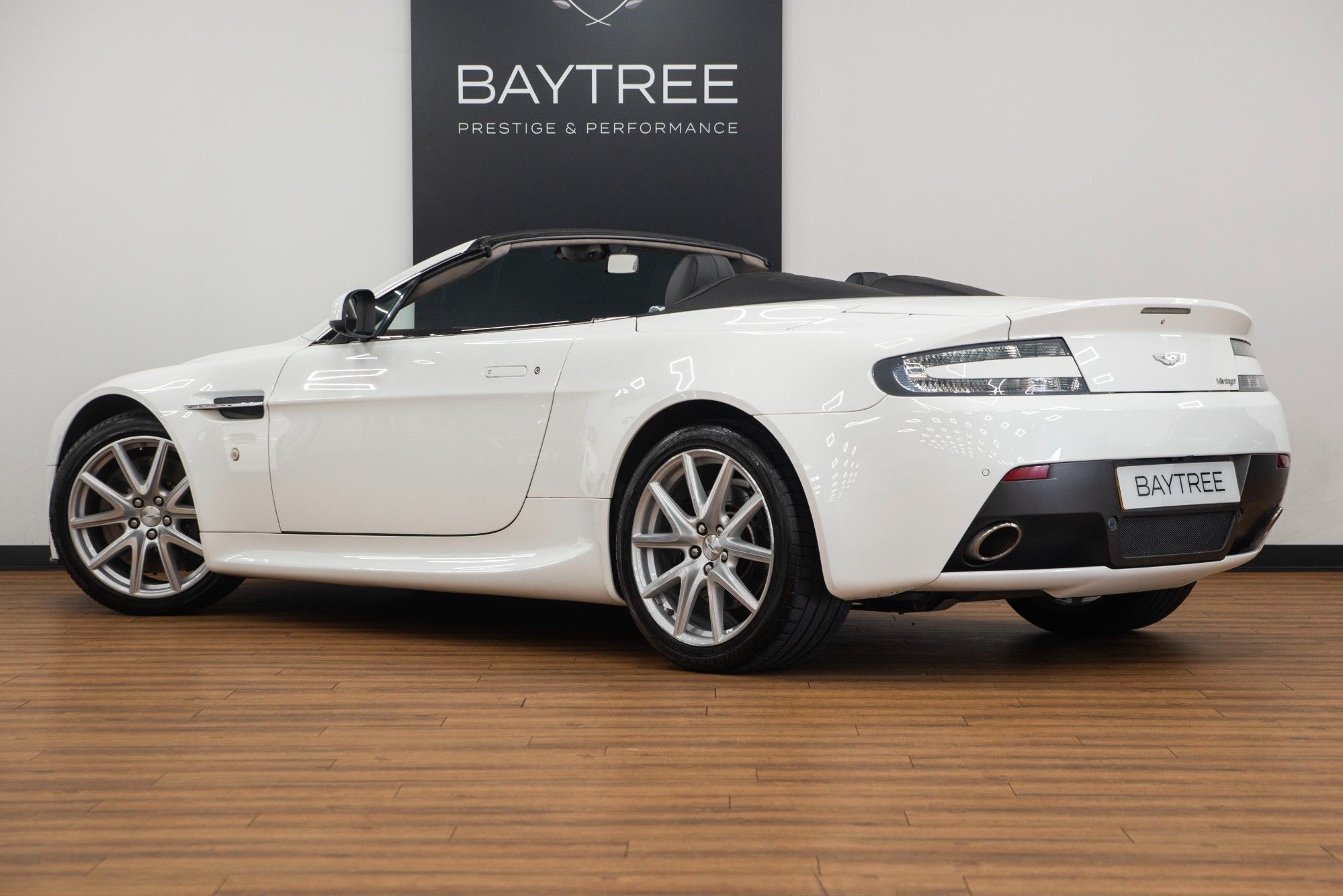 USED 2013 13 ASTON MARTIN VANTAGE 4.7 V8 Roadster 