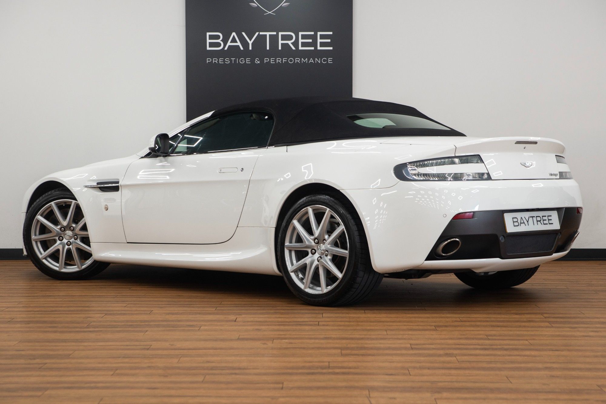 USED 2013 13 ASTON MARTIN VANTAGE 4.7 V8 Roadster 