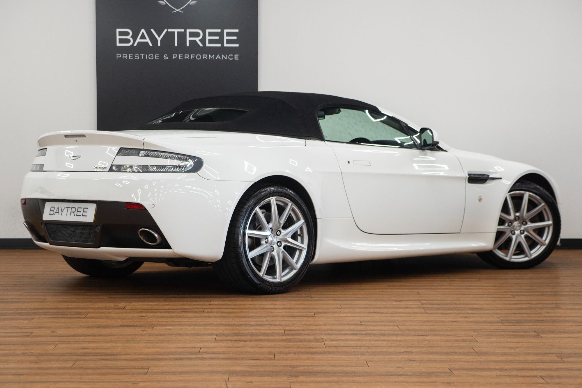 USED 2013 13 ASTON MARTIN VANTAGE 4.7 V8 Roadster 