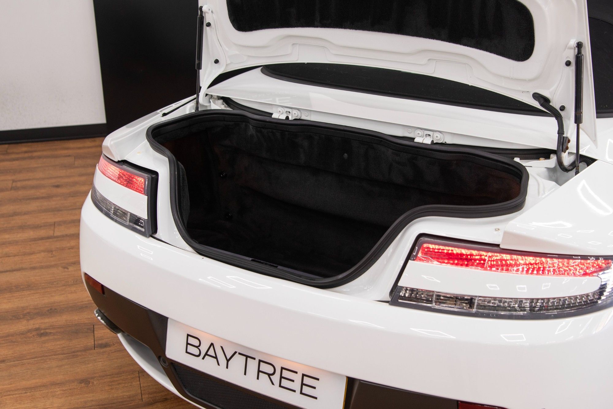 USED 2013 13 ASTON MARTIN VANTAGE 4.7 V8 Roadster 