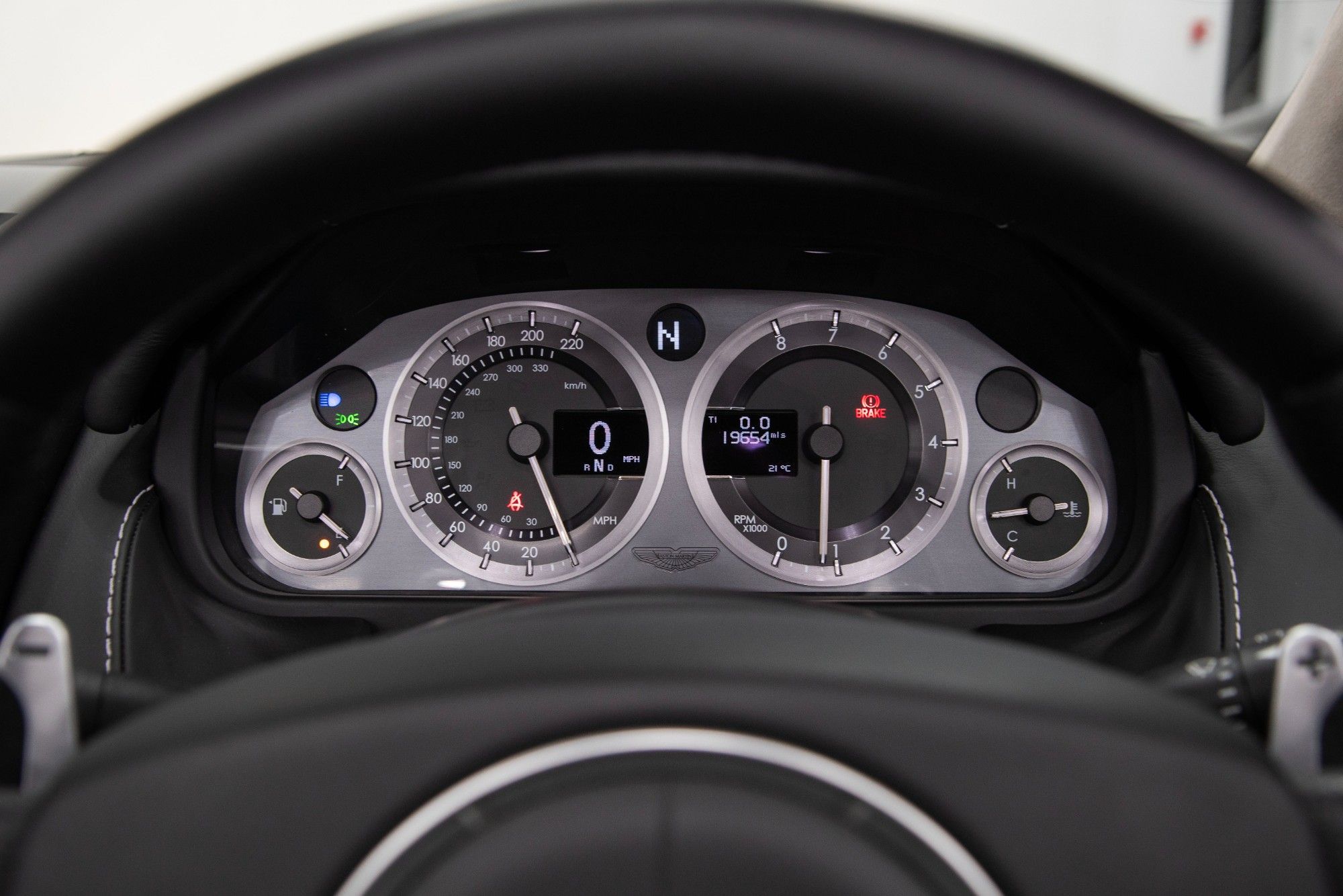 USED 2013 13 ASTON MARTIN VANTAGE 4.7 V8 Roadster 