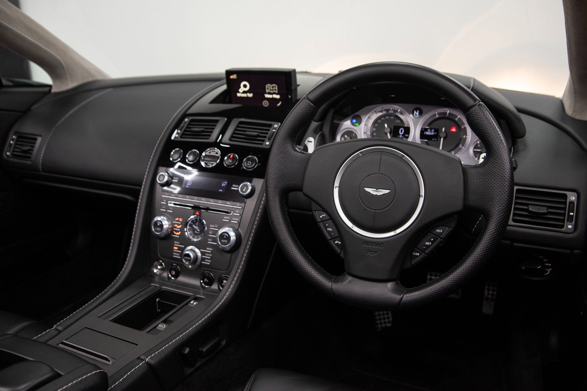 USED 2013 13 ASTON MARTIN VANTAGE 4.7 V8 Roadster 