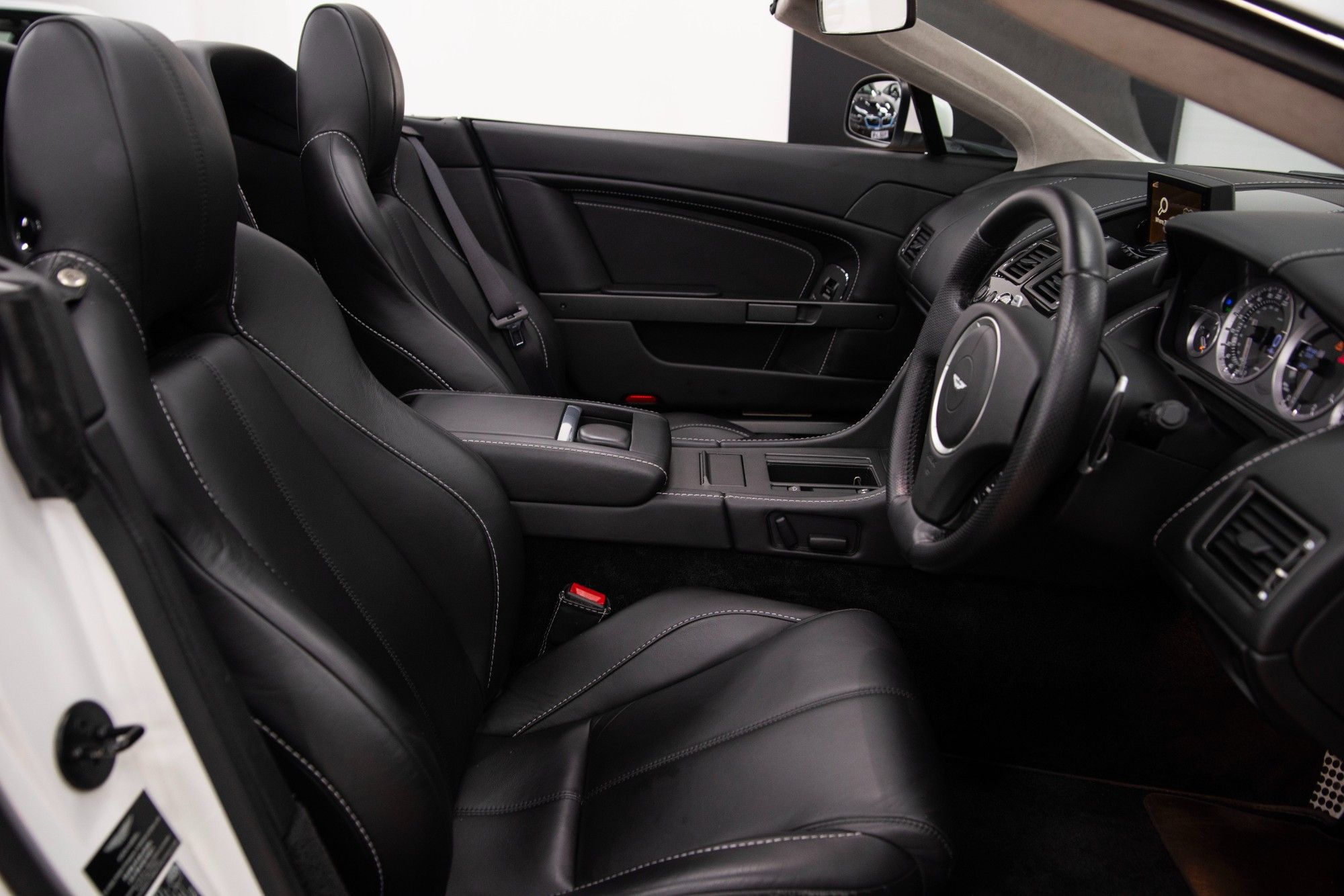 USED 2013 13 ASTON MARTIN VANTAGE 4.7 V8 Roadster 