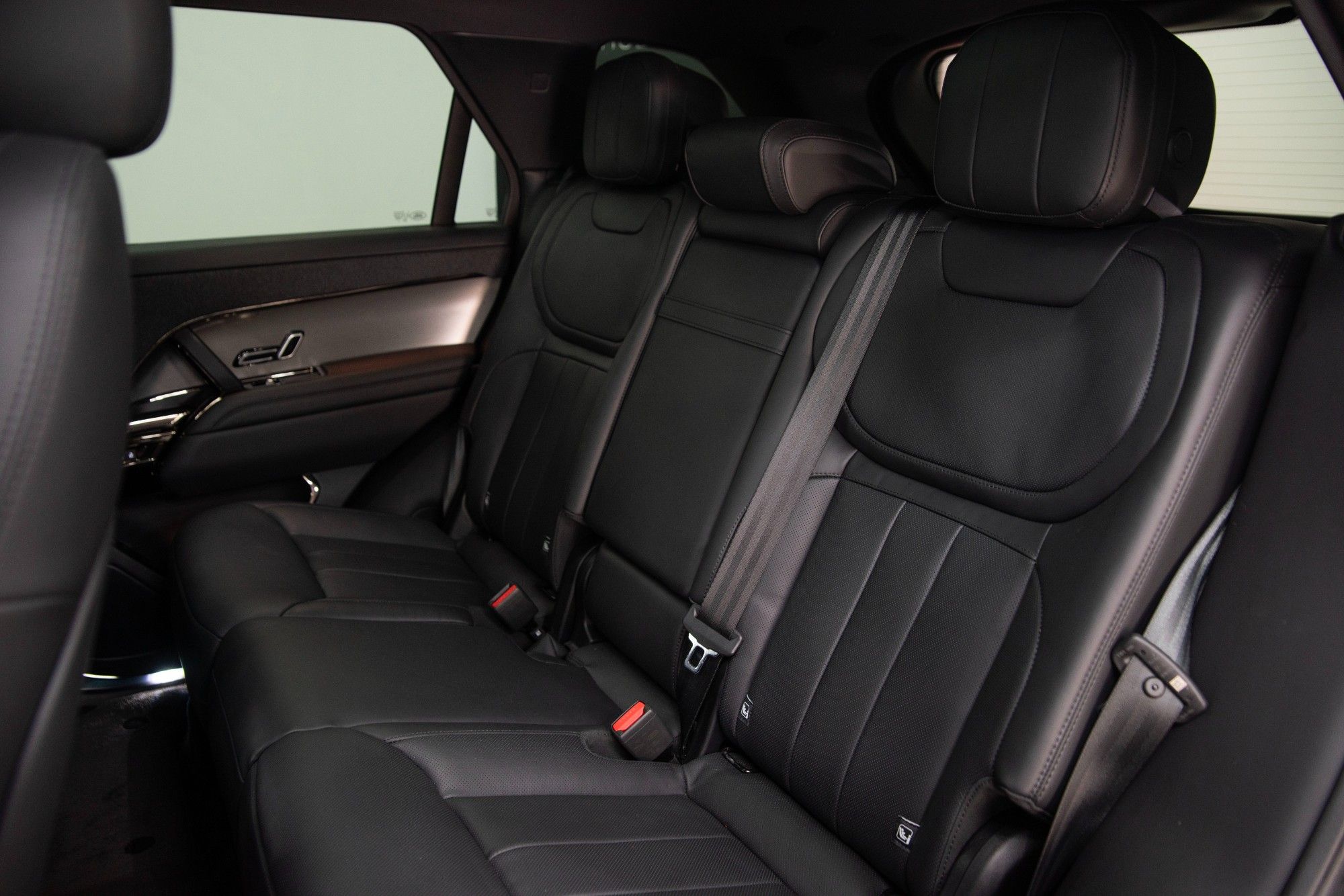 USED 2024 74 LAND ROVER RANGE ROVER SPORT 3.0 D300 MHEV Dynamic SE 
