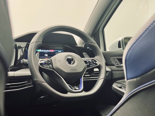 2022 Volkswagen Golf 2L R 5dr - Photo 9