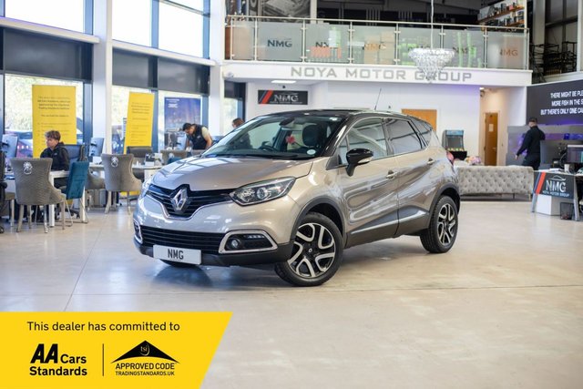 2016 Renault Captur 0.9 TCe ENERGY Dynamique S Nav SUV 5dr Petrol Manual Euro 6 (s/s) (90 ps) photo