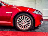 USED 2015 15 JAGUAR XF 2.2d Luxury Saloon 4dr Diesel Auto Euro 5 (s/s) (200 ps) 
