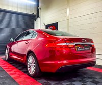 USED 2015 15 JAGUAR XF 2.2d Luxury Saloon 4dr Diesel Auto Euro 5 (s/s) (200 ps) 