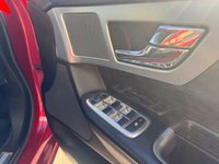 USED 2015 15 JAGUAR XF 2.2d Luxury Saloon 4dr Diesel Auto Euro 5 (s/s) (200 ps) 