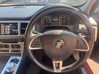 USED 2015 15 JAGUAR XF 2.2d Luxury Saloon 4dr Diesel Auto Euro 5 (s/s) (200 ps) 