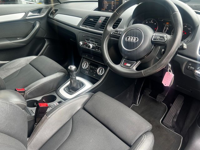2013 AUDI Q3 - Photo 4