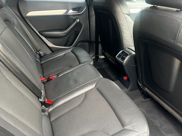 2013 AUDI Q3 - Photo 5