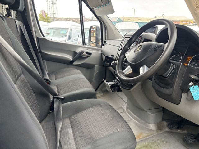2017 MERCEDES-BENZ SPRINTER TIPPER Chassis Cab ONLY £12995 + VAT STOCKPORT - Photo 2