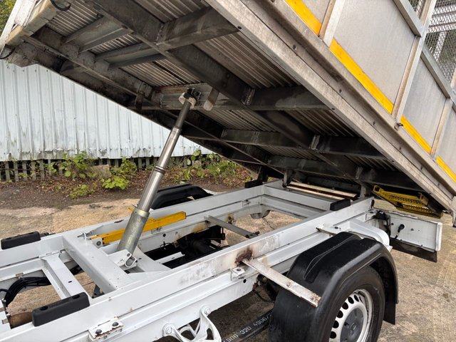 2019 MERCEDES-BENZ SPRINTER TIPPER Chassis Cab STOCKPORT - Photo 4